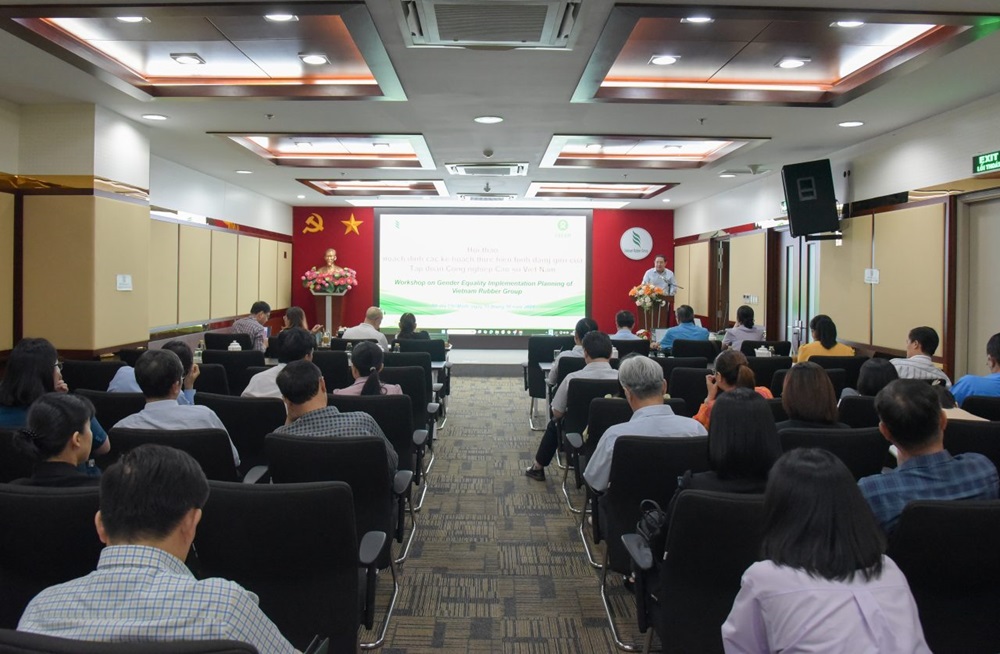 Nâng cao vai trò nữ giới trong chiến lược tăng trưởng xanh, phát triển bền vững của VRG